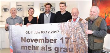Sie freuen sich auf ihre Jahresausstellung "November 17 - mehr als grau" in der Kunstwerkstatt Mühle Malstedt.