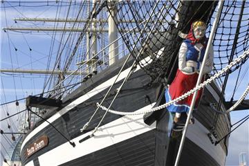 Sie gehört zu den Wahrzeichen Bremerhavens: Die "Seute Deern" liegt seit 50 Jahren im Museumshafen.