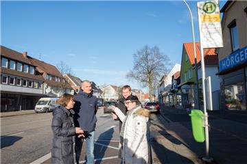 Sie kümmern sich in der Bremerhavener Interessengemeinschaft Nord um das Quartier (von links): Svenja Wassenaar, Felix Schlosshauer, Heiko Herold und Anika Galczinsky. Foto Schimanke