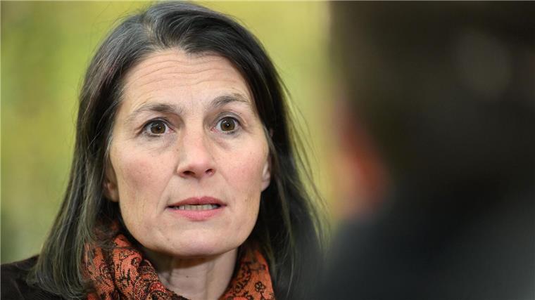 Vogelgrippe: Wie ist die aktuelle Lage in Niedersachsen? Sie will trotz der um sich greifenden Geflügelpest einen „kühlen Kopf bewahren“: Ministerin Staudte. (Archivbild)