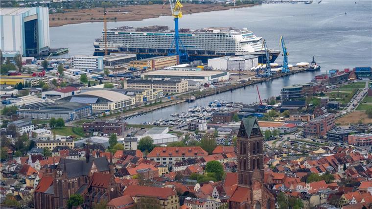 Sieben Jahre dauerte die Bauzeit der „Disney Adventure“.