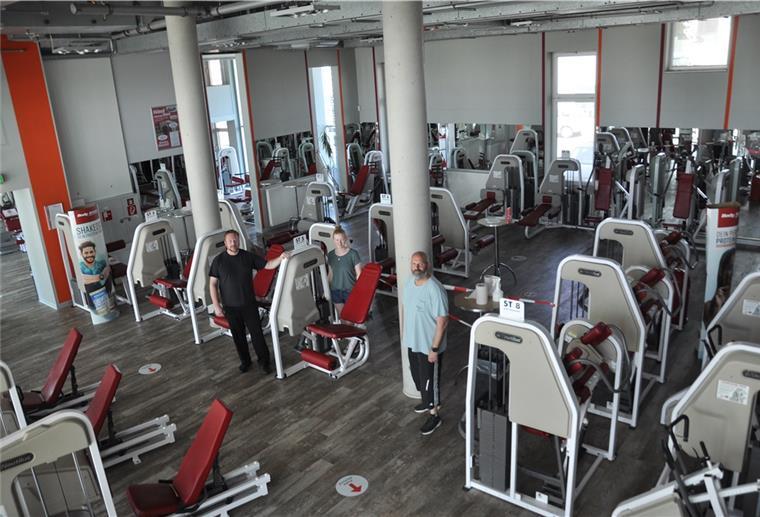 Sieben Monate standen die Fitnessstudios der Stadt leer. Jetzt darf hier wieder geschwitzt werden, aber ein bisschen Vorlauf ist noch nötig.