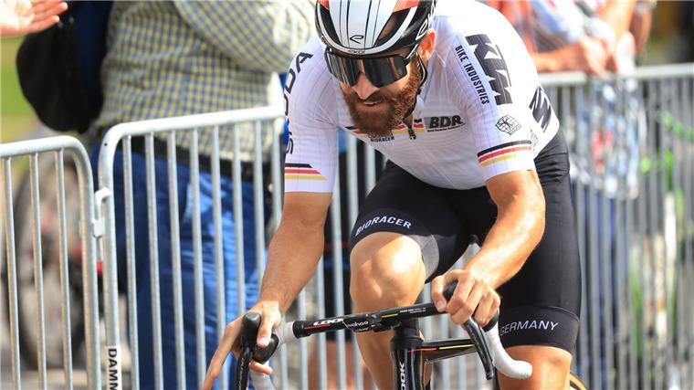 Bei Abschied von Geschke: Philipsen gewinnt Münsterland Giro Simon Geschke beeendete beim Münsterland Giro seine Karriere.