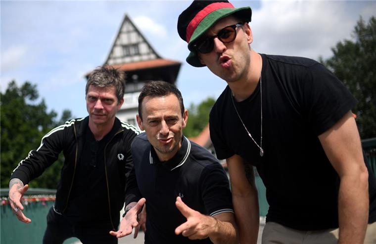 Sind Headliner beim Deichbrand 2020: die Beatsteaks mit Bernd Kurtzke (von links), Peter Baumann und Arnim Teutoburg-Weiß.