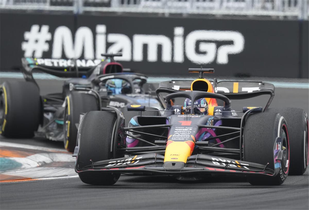 Internet statt Free-TV: Sky zeigt Formel 1 bei Youtube Sky hat keinen frei empfangbaren Fernsehpartner für die Formel 1 gefunden.
