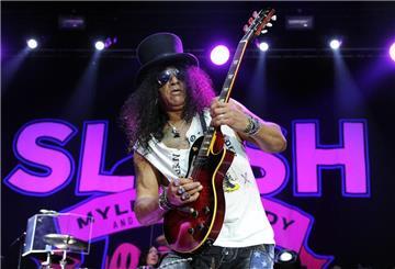 Slash veröffentlicht am 17. Mai erstmals ein Blues-Album: „Orgy Of The Damned“.