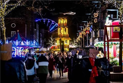 So gemütlich präsentierte sich der Bremerhavener Weihnachtsmarkt im vergangenen Jahr.