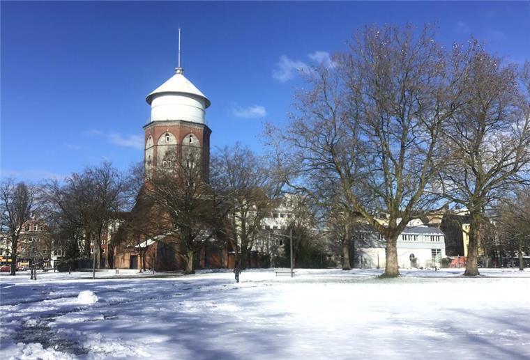 Schnee im Leher Stadtpark