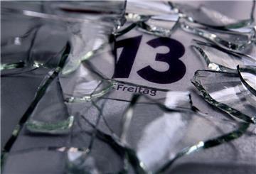 ILLUSTRATION - Freitag, der 13.