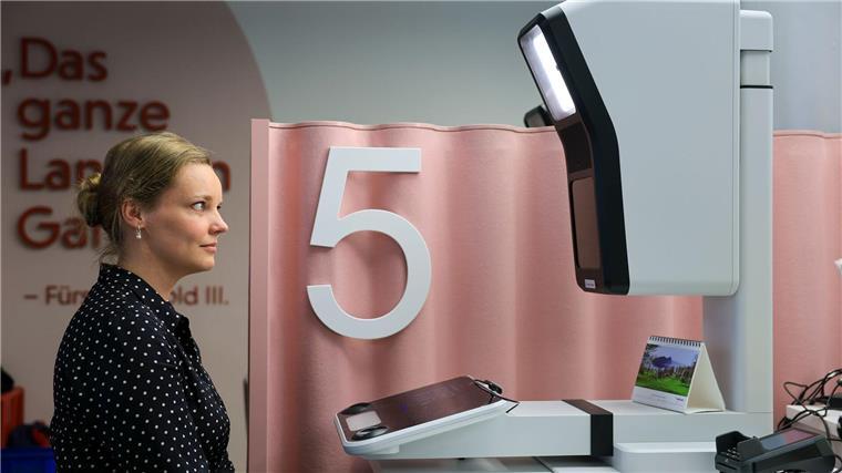 So sehen die neuen Foto-Terminals der Bundesdruckerei aus. (Archivbild)