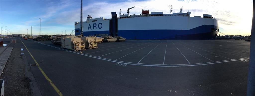 So sieht die &quot;Resolve&quot; aus. Das Schiff war bereits am Mittwoch in Bremerhaven eingetroffen.