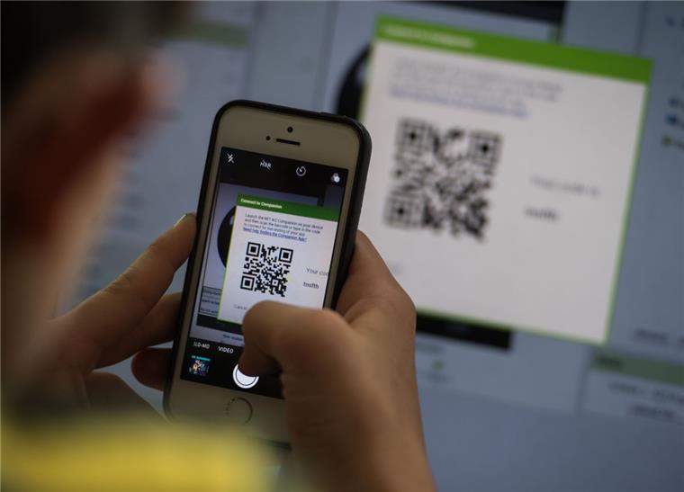 Sittensen setzt auf QR-Codes für "kulturelle Hotspots" So sollen Passanten Informationen über "kulturelle Hotspots" in Sittensen erhalten: Einfach das Handy an den QR-Code halten.