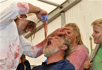 So verlief die Wattentaufe auf dem Strandfest. Foto: Ulich