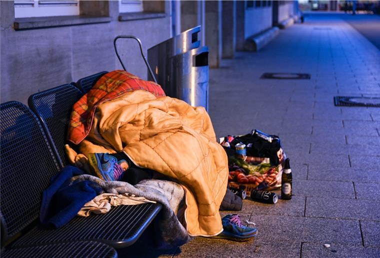 Über 40 Wohnungslose in Nordenham Solche Bilder sieht man in Nordenham selten, dennoch leben in Nordenham mehr als 40 Wohnungslose.