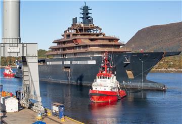 Sollte schon längst bei der Lloyd Werft sein: Die „REV Ocean“. Noch liegt sie in Norwegen.