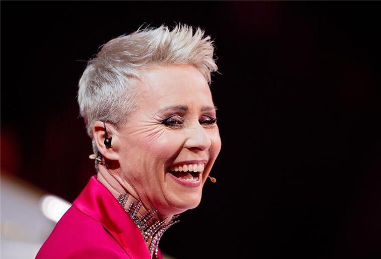 Sonja Zietlow im Dschungel? „Hätte ich vielleicht gemacht“ Sonja Zietlow als Teilnehmerin im „Dschungelcamp“? Die Moderatorin könnte sich das durchaus vorstellen.