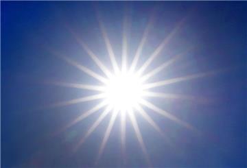 Sonnenbrand durch Johanniskraut? Darauf müssen Nutzer achten