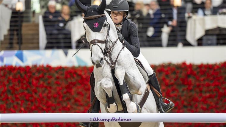 Sophie Hinners ritt als beste Deutsche beim Weltcup-Finale auf Platz fünf.