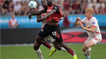 Spannendes Duell in der BayArena.
