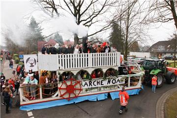 Spaß auf der Arche Noah. Karneval in Wehdel 2018. Foto: Kai-Martin Ulrich