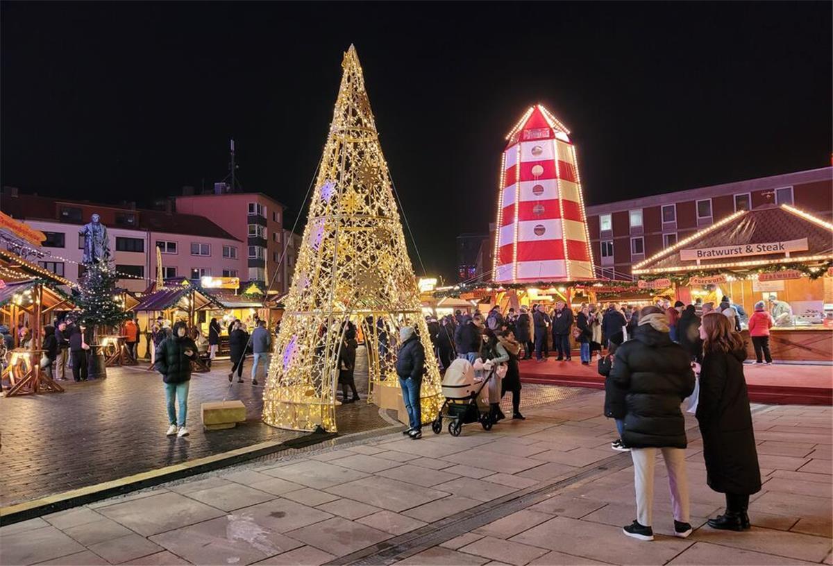 Weihnachtsmarkt Bremerhaven: Darauf könnt ihr euch freuen Vom Schlittenrentier bis zur Genussführung: Weihnachtsmarkt-Highlights