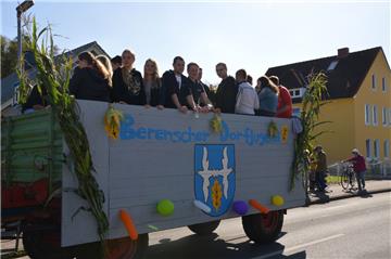 Spieka und Cappel feiern das Erntefest samt Umzug. Foto: Malekaitis