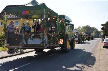 Spieka und Cappel feiern das Erntefest samt Umzug. Foto: Malekaitis