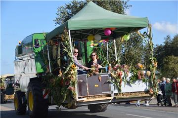Spieka und Cappel feiern das Erntefest samt Umzug. Foto: Malekaitis