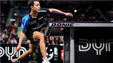 Spielt um den WM-Titel im Tischtennis: Der Brasilianer Hugo Calderano vom Bundesliga-Club TTF Ochsenhausen überraschte in Katar.