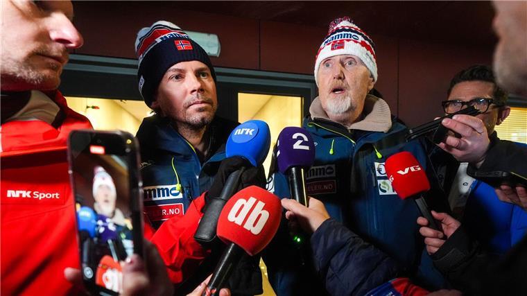 Norwegens Skisprung-Trainer nach Anzug-Betrug suspendiert Sprechen in Trondheim: Trainer Brevig und Sportdirektor Aalbu.