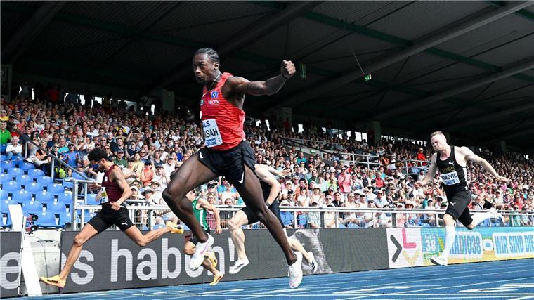 9,99 Sekunden - Ansah mit 100 Metern für die Sportgeschichte Sprinter Owen Ansah stellte einen Rekord auf.