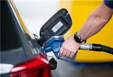 Mit unserer Live-Übersicht finden Autofahrer in Nürnberg immer die günstigste Tankstelle für Super E5, E10 oder Diesel in ihrer Nähe.
