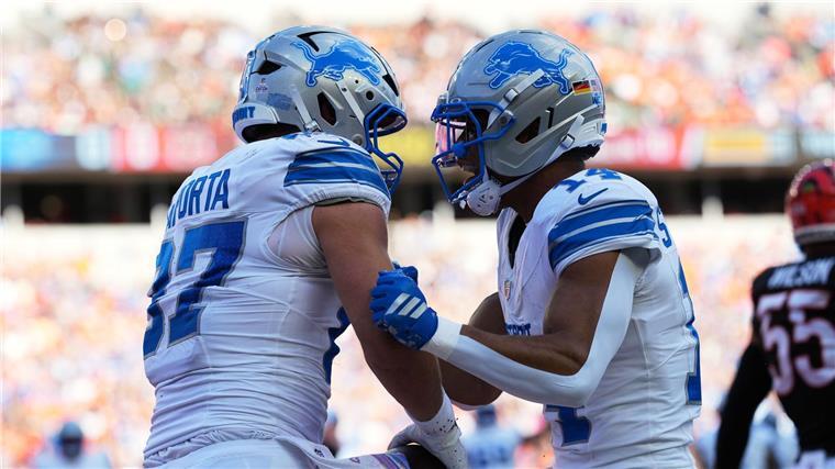 St. Browns Lions in NFL nach nächstem Sieg in Spitzengruppe St. Brown (rechts) und die Lions haben die vergangenen vier Spiele gewonnen.