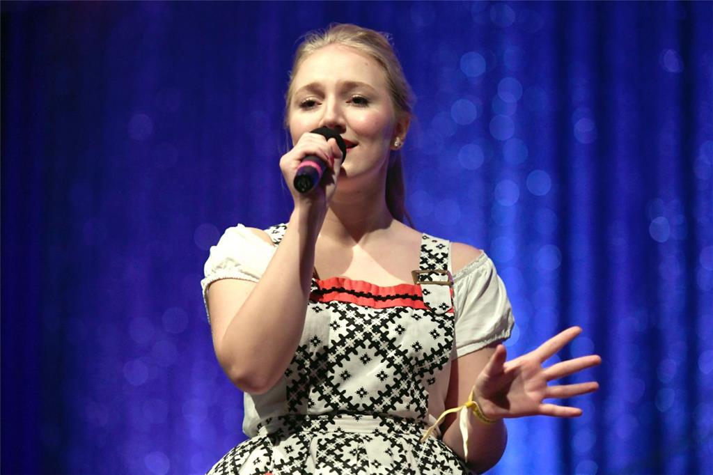 Stadthalle Seebeck am Markt  Sängerwettstreit Marke Bremerhaven 3.10.16 Foto Sch...