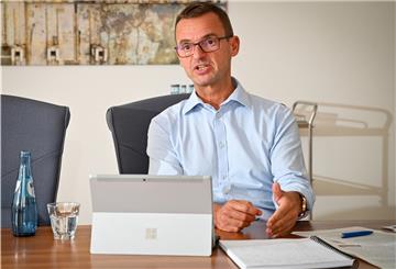 Bremerhavens Schulstadtrat Michael Frost begrüßt den Vorstoß des Bündnisses Ökonomische Bildung.