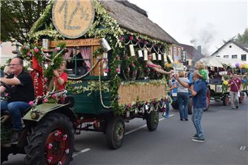 Stammtisch auf Reisen. Foto: Edel