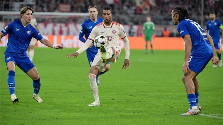 Bayern-Kontraste: Tel zündet nicht, Olise „in guter Rolle“ Stark am Ball und mit viel Zug zum Tor: Michael Olise.
