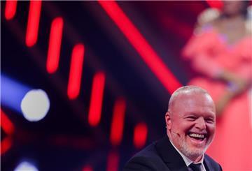 Stefan Raab geht mit einem neuen Projekt an den Start. (Archivbild)