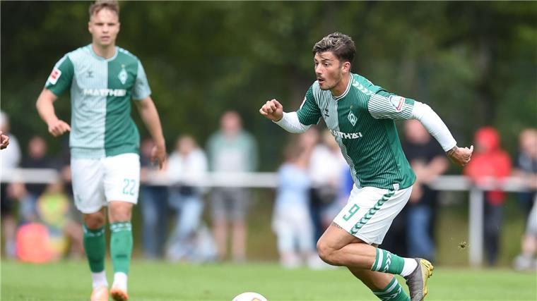 Werder-Stürmer Kownacki vor Rückkehr nach Düsseldorf Steht vor einer Rückkehr nach Düsseldorf: Werder-Stürmer Dawid Kownacki.