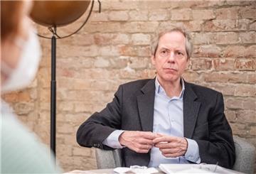 Stephan Schulze-Aissen berät als IHK-Ausschussvorsitzender die Politik. Er sorgt sich, dass die aktuellen Beschlüsse die Bevölkerung spaltet.