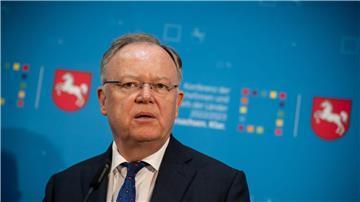 Stephan Weil, Ministerpräsident von Niedersachsen, bei einer Pressekonferenz.