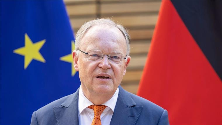 Länder wollen mit Kanzleramt über Deutschland-Pakt sprechen Stephan Weil (SPD), Ministerpräsident von Niedersachsen.