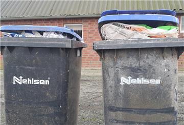 
Müllabholung gesichert: Streikpause bis 6. April vereinbart. Nehlsen und ver.di setzen Verhandlungen fort, um dauerhafte Lösung zu finden.