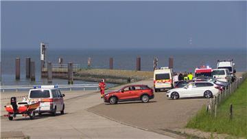 Suchaktion auf der Nordsee. Auf dem Weg von Wangerooge nach Hannover ist ein Kleinflugzeug abgestürzt.
