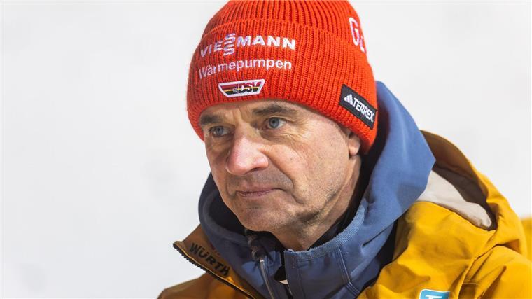 Mixed-Sieg gibt keinen Schub: Skispringer suchen WM-Form Sucht mit dem Team nach der Form der deutschen Skispringer: Bundestrainer Stefan Horngacher.