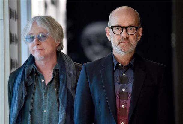 Superstar im Rentenalter: Stipe mit ex-R.E.M.-Bandkollege Mike Mills
