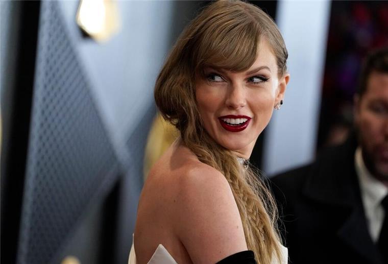 Superstar Taylor Swift neckt auf Instagram ihre Freunde Ryan Reynolds und Blake Lively.