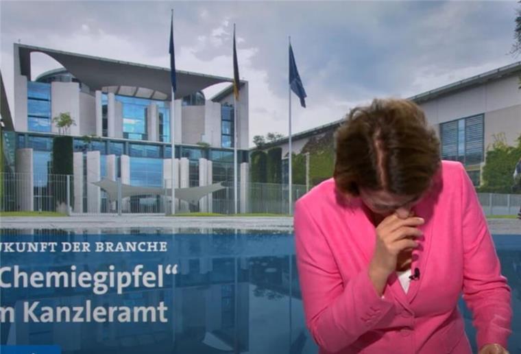 Lachflash: Tagesschau-Sprecherin Susanne Daubner erklärt Ursache Susanne Daubner (62) konnte sich am Mitwochmorgen vor Lachen kaum halten.
