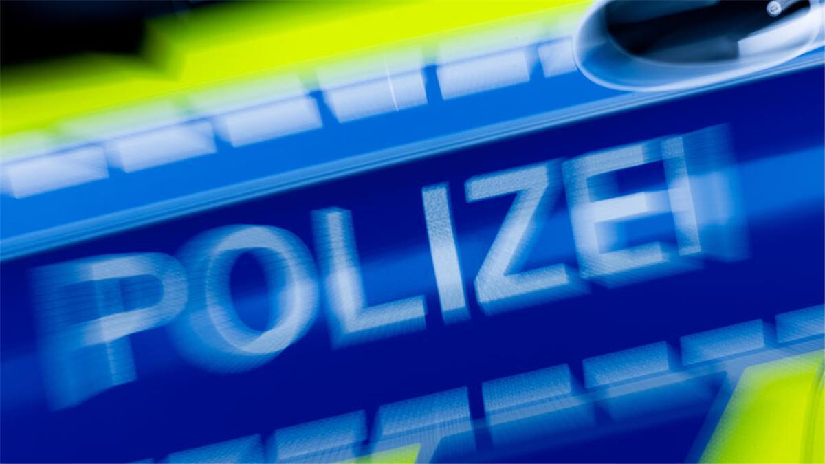Baustellen-Coup in Ovelgönne: Polizei setzt auf mögliche Zeugen Blaulichtstreifen