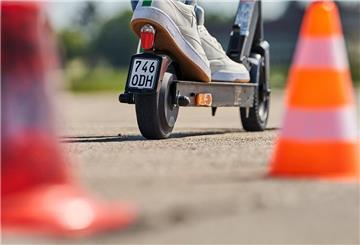 Symbolbild. Man darf gespannt sein, wie genau die Polizei-Scooter aussehen werden.